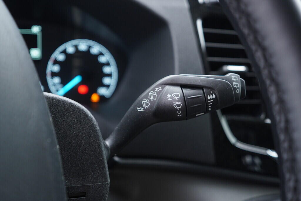 OV190V06861_26.webp_TRANSIT L3H2 2.0 TDCi 110 kW manuál, DPH