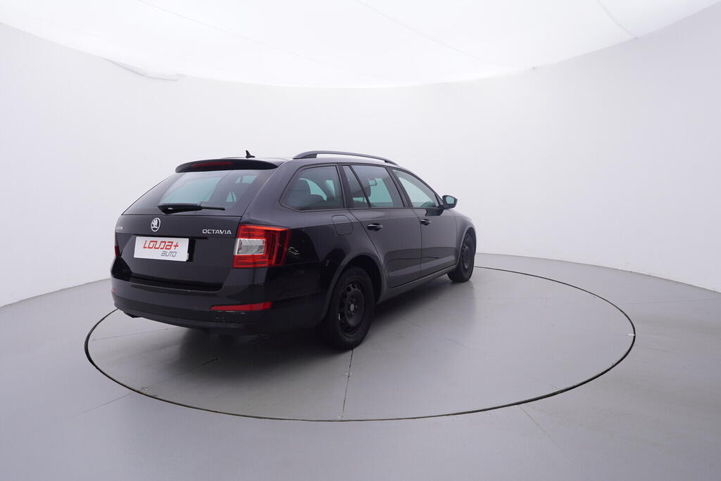 OV190V06877_14.webp_OCTAVIA Style Plus 2.0 TDI 110 kW automat
