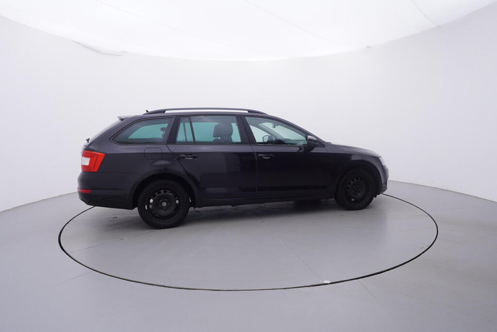 OV190V06877_15.webp_OCTAVIA Style Plus 2.0 TDI 110 kW automat
