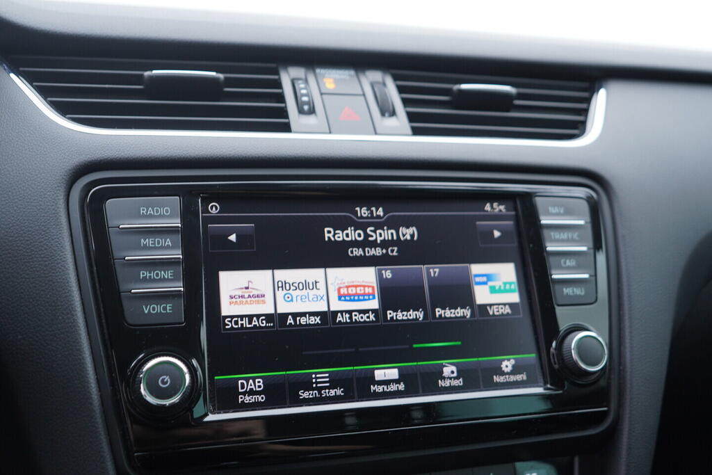 OV190V06877_29.webp_OCTAVIA Style Plus 2.0 TDI 110 kW automat