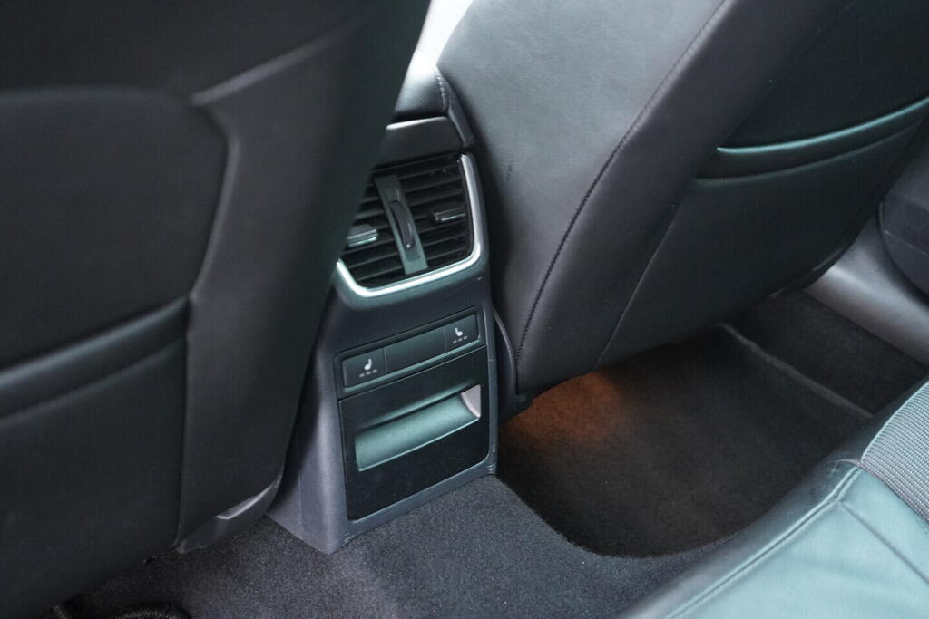 OV190V06877_35.webp_OCTAVIA Style Plus 2.0 TDI 110 kW automat