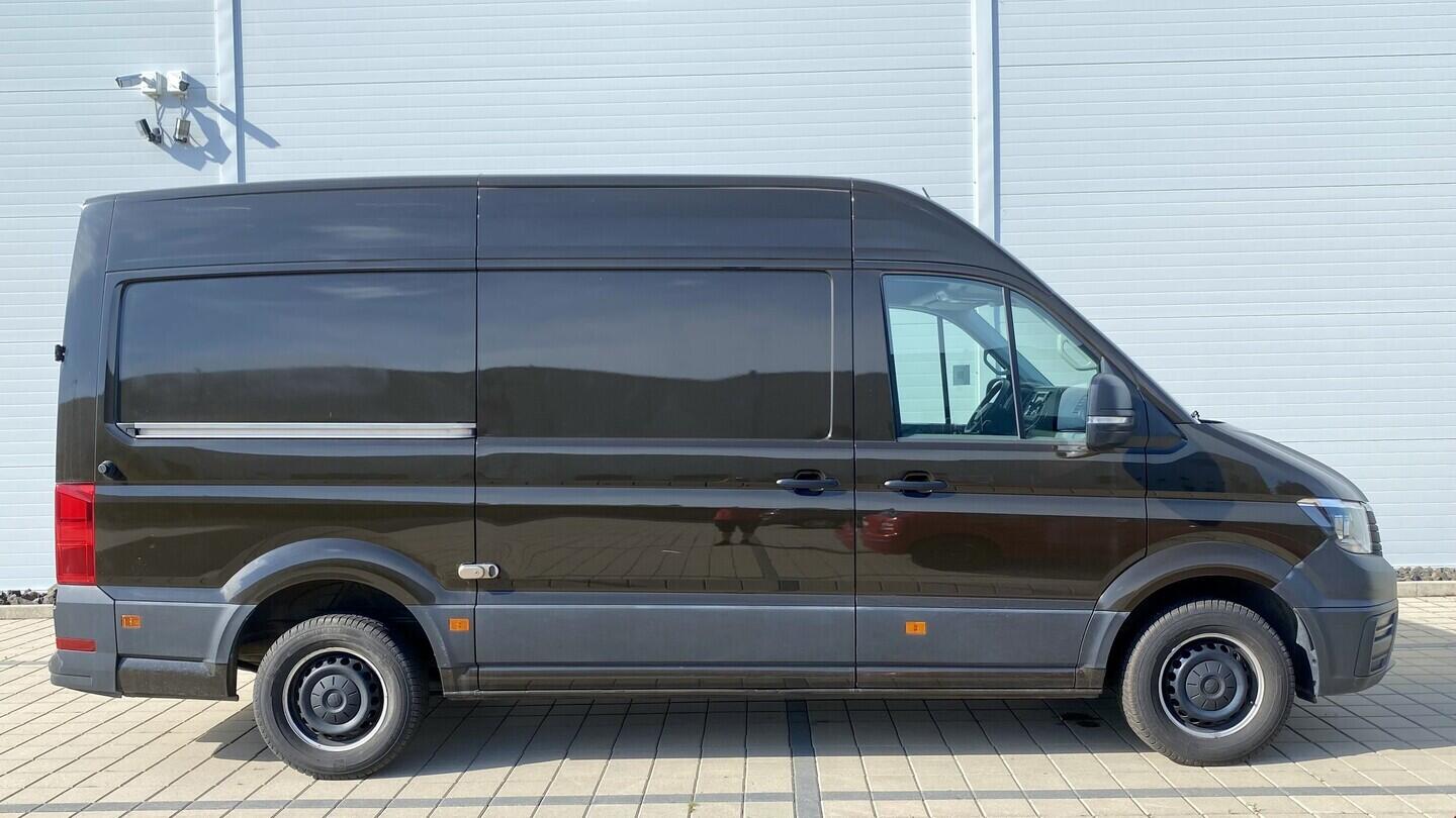 OV190V06907_12.webp_CRAFTER - SKŘÍŇOVÝ VŮZ  L1H2 2.0 TDI 103 kW manuál, DPH