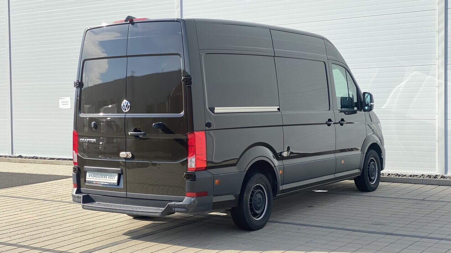 OV190V06907_13.webp_CRAFTER - SKŘÍŇOVÝ VŮZ  L1H2 2.0 TDI 103 kW manuál, DPH