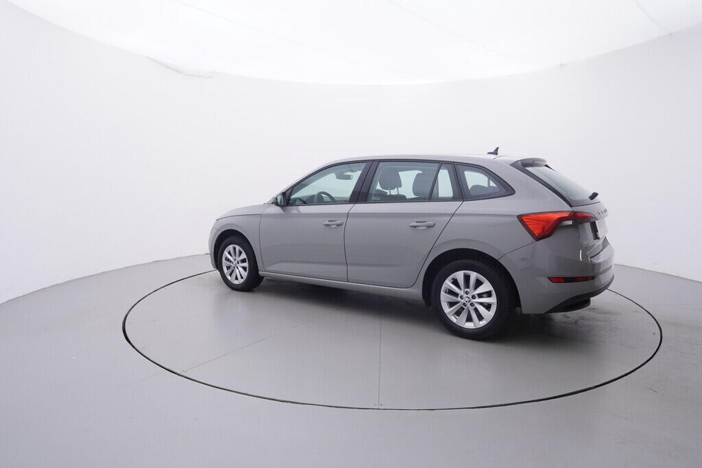 OV190V06917_12.webp_SCALA Ambition 1.0 TSI 81 kW manuál, DPH