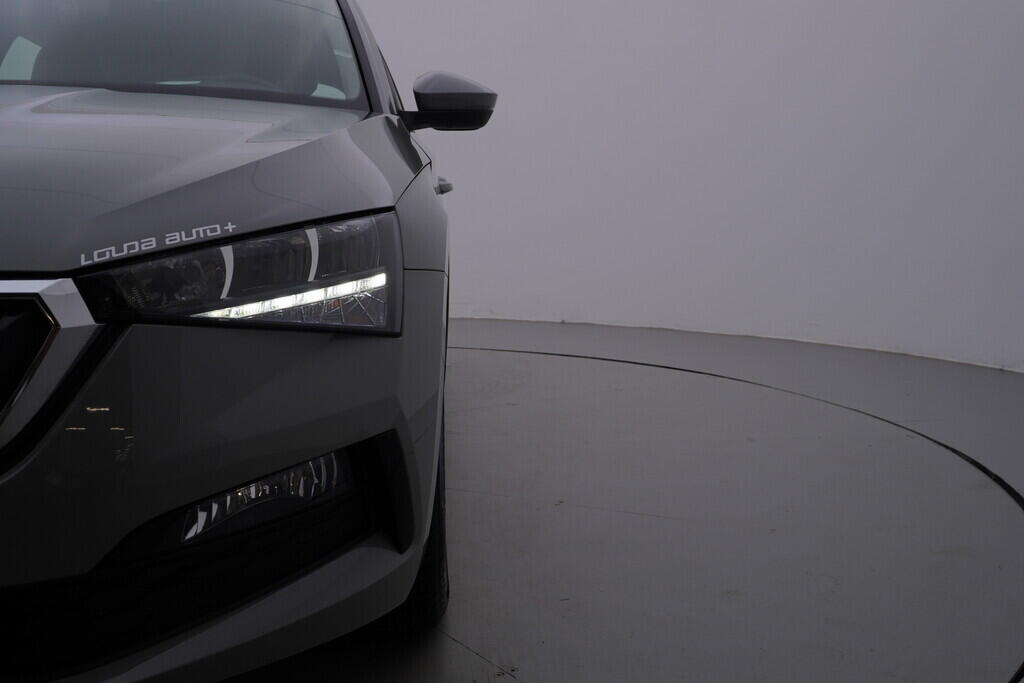 OV190V06917_45.webp_SCALA Ambition 1.0 TSI 81 kW manuál, DPH