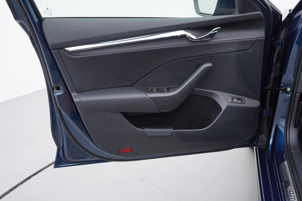 OV190V06922_19.webp_OCTAVIA Style 1.5 TSI 110 kW automat, DPH