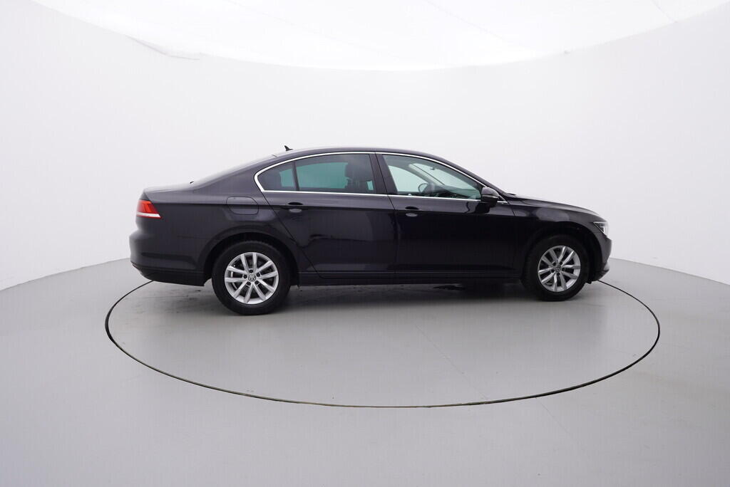 OV190V06946_15.webp_PASSAT Comfortline 1.4 TSI 110 kW manuál