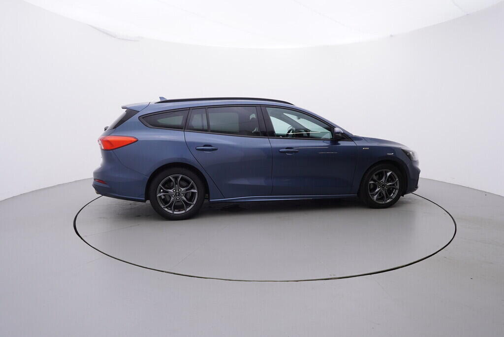 OV190V07035_15.webp_FOCUS ST Line 1.0  92 kW automat