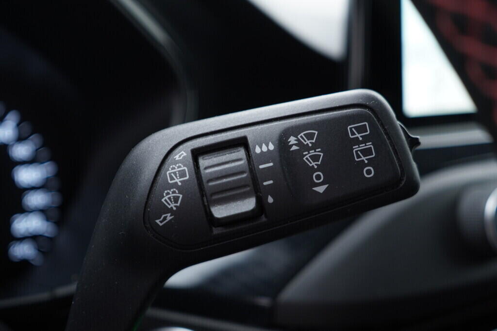 OV190V07035_24.webp_FOCUS ST Line 1.0  92 kW automat