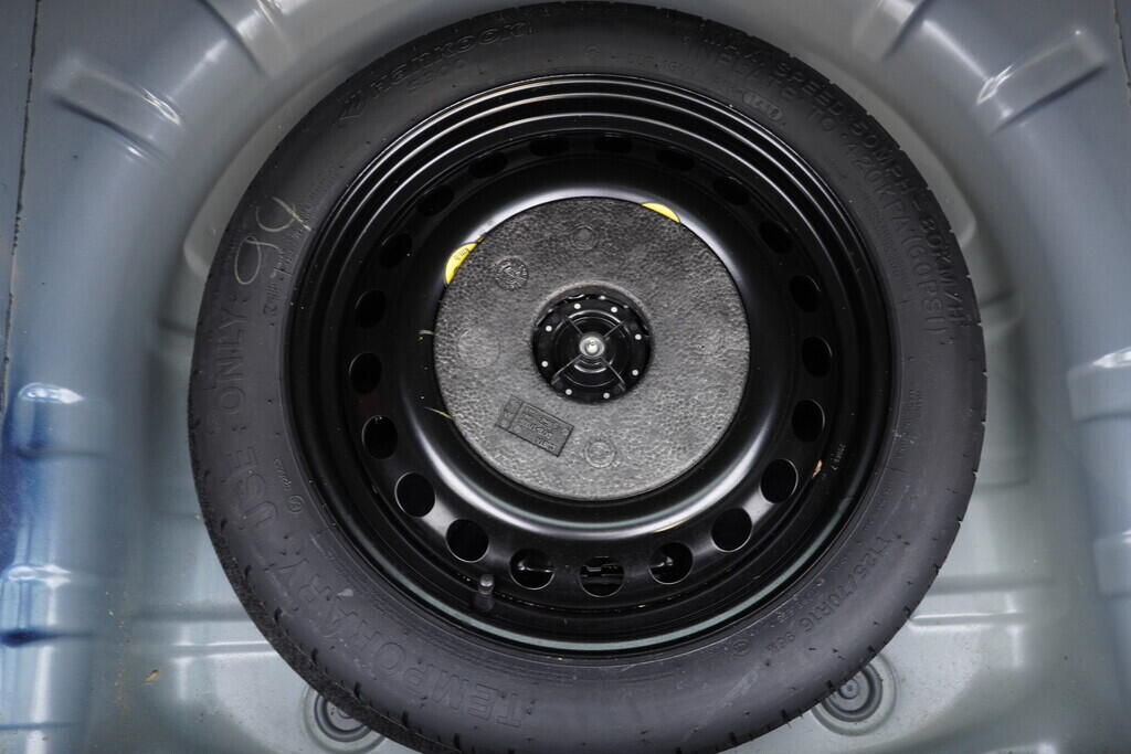 OV190V07035_45.webp_FOCUS ST Line 1.0  92 kW automat
