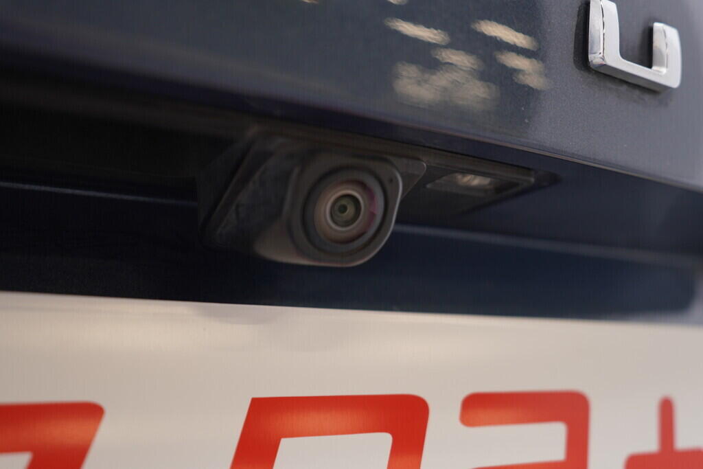 OV190V07035_48.webp_FOCUS ST Line 1.0  92 kW automat