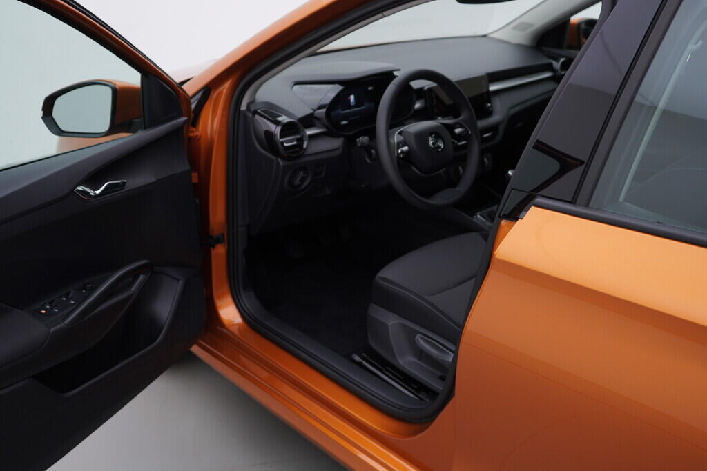 OV190V07036_18.webp_FABIA Selection 1.0 TSI 70 kW manuál, DPH