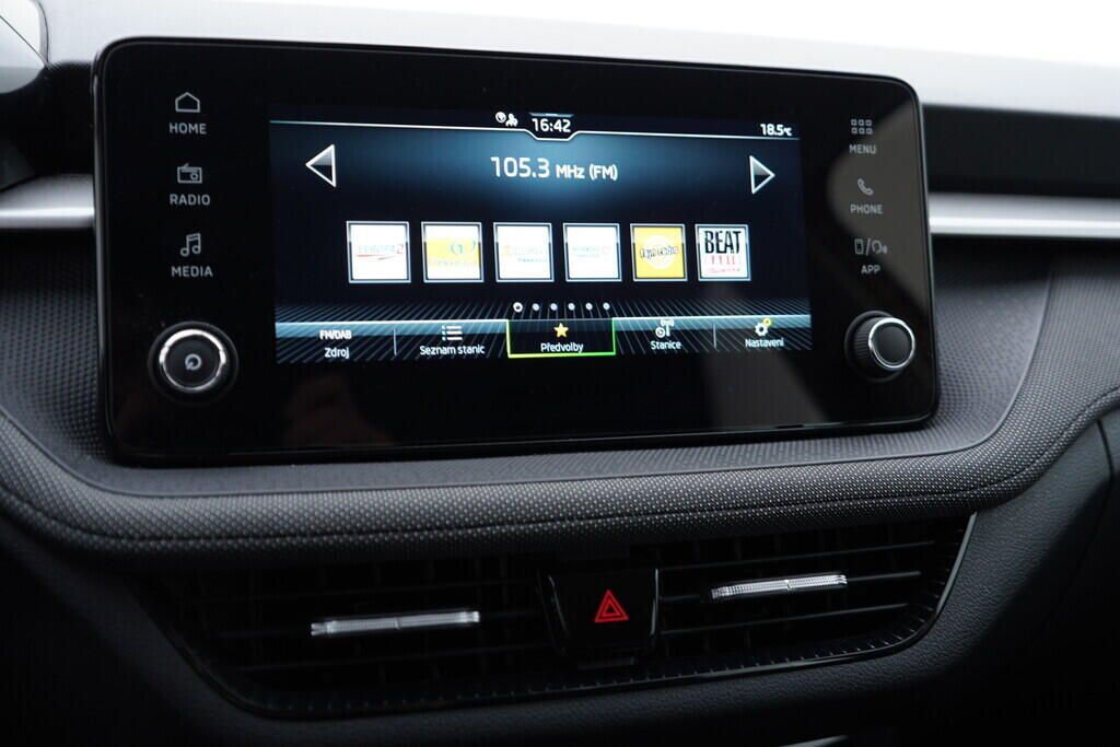 OV190V07036_28.webp_FABIA Selection 1.0 TSI 70 kW manuál, DPH