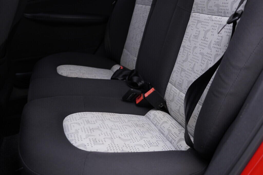 OV190V07044_28.webp_FABIA Comfort 1.9 TDI 74 kW manuál