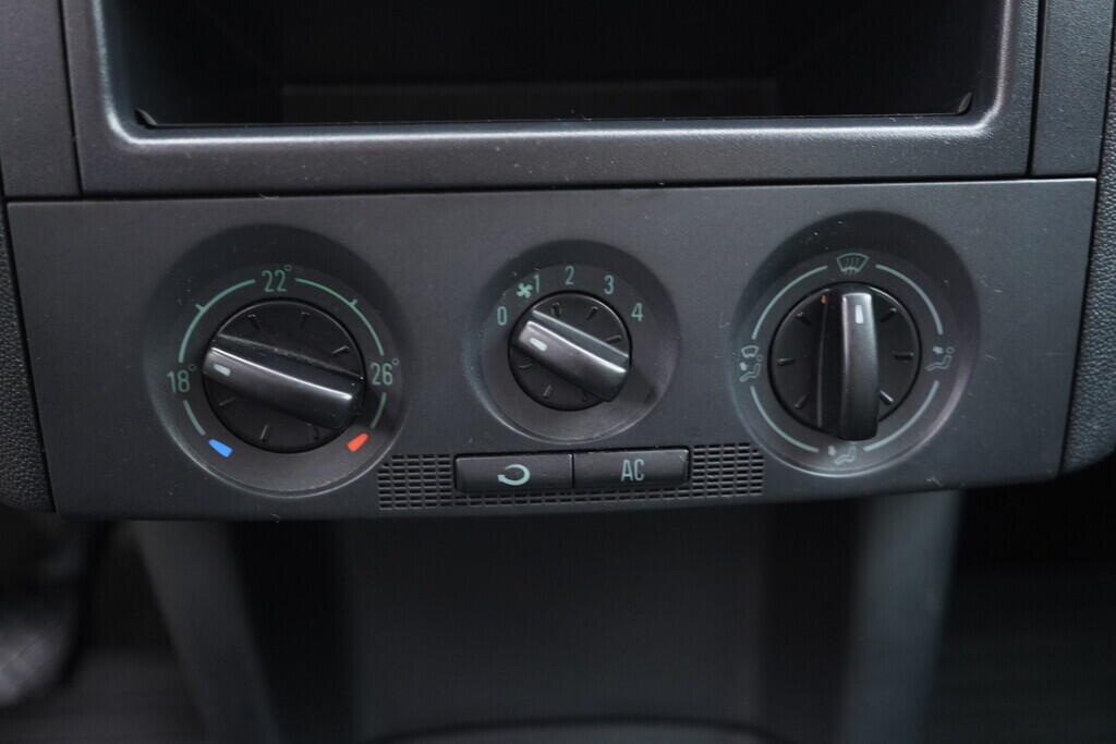 OV190V07044_31.webp_FABIA Comfort 1.9 TDI 74 kW manuál