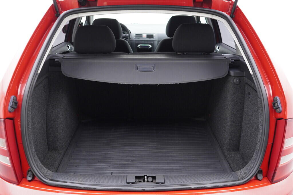 OV190V07044_36.webp_FABIA Comfort 1.9 TDI 74 kW manuál