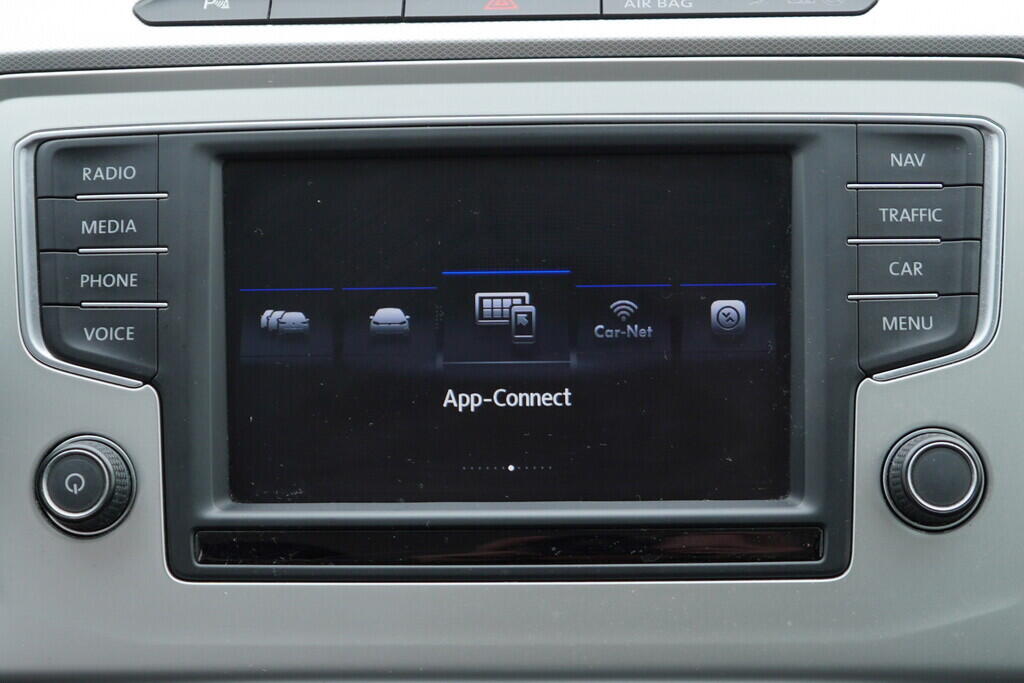 OV190V07079_30.webp_PASSAT VARIANT Comfortline 2.0 TDI 110 kW manuál