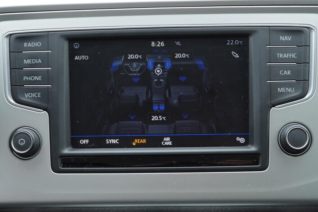 OV190V07079_32.webp_PASSAT VARIANT Comfortline 2.0 TDI 110 kW manuál