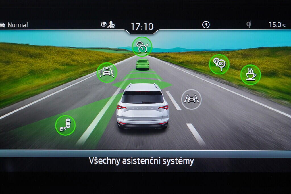 OV190V07131_30.webp_KAROQ SportLine 1.5 TSI 110 kW manuál, DPH