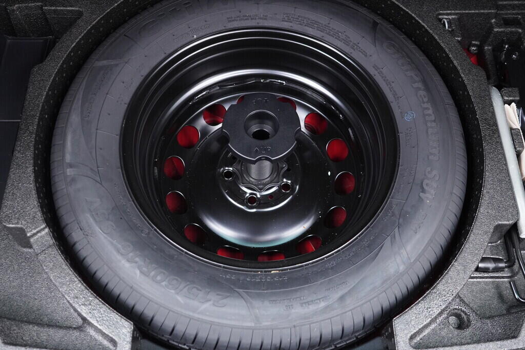 OV190V07131_42.webp_KAROQ SportLine 1.5 TSI 110 kW manuál, DPH