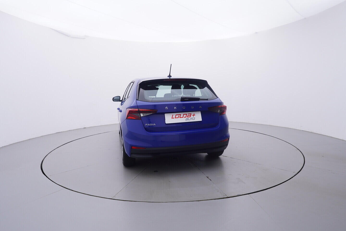 OV190V07133_17.webp_FABIA Ambition 1.0 MPI 59 kW manuál, DPH