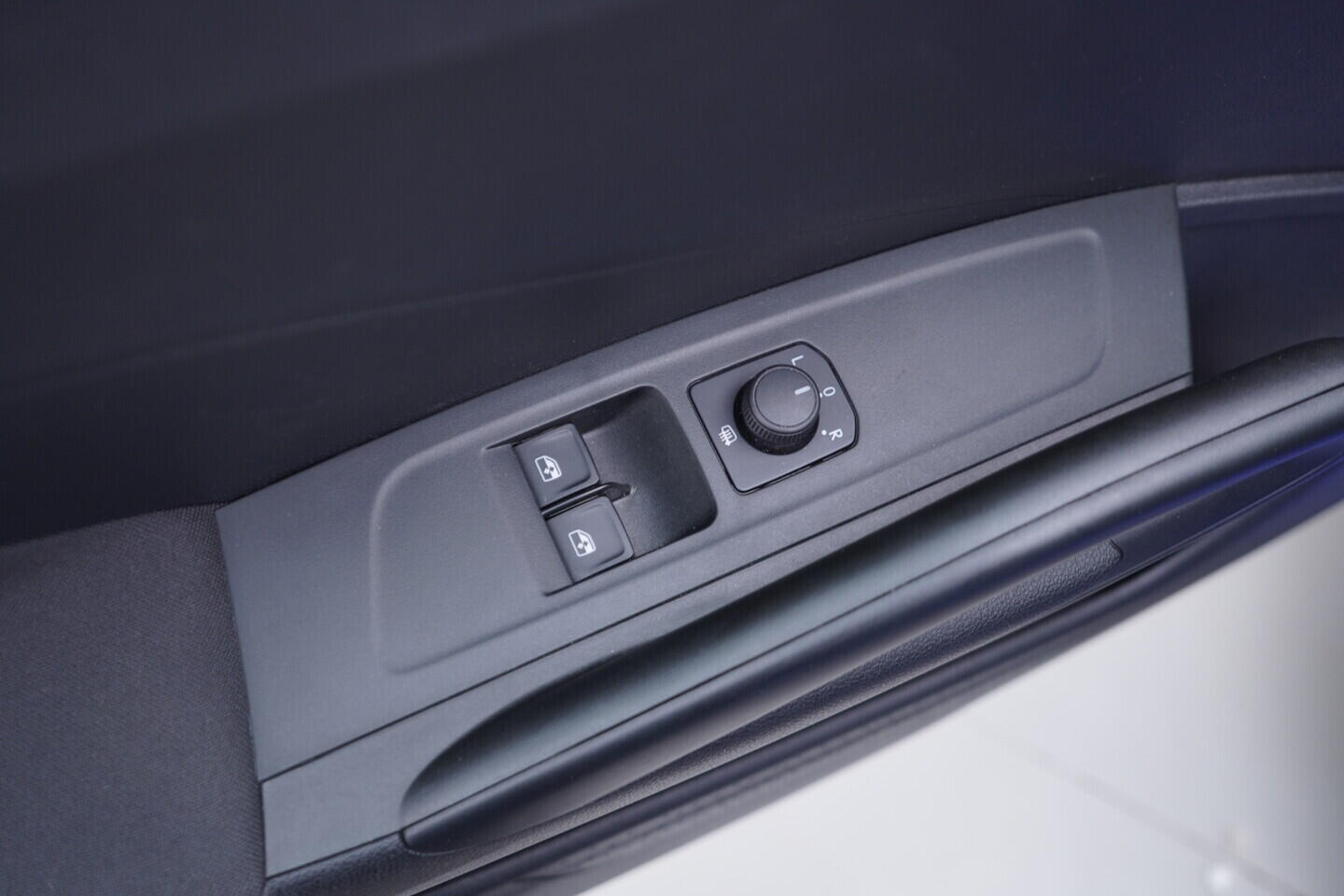 OV190V07133_20.webp_FABIA Ambition 1.0 MPI 59 kW manuál, DPH