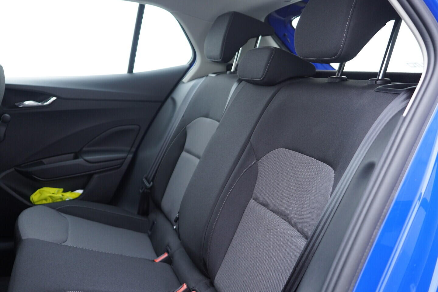 OV190V07133_35.webp_FABIA Ambition 1.0 MPI 59 kW manuál, DPH