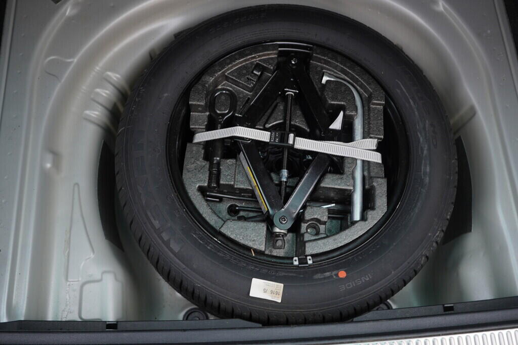 OV190V07261_39.webp_SUPERB Bussines 2.0 TDI 110 kW automat, DPH