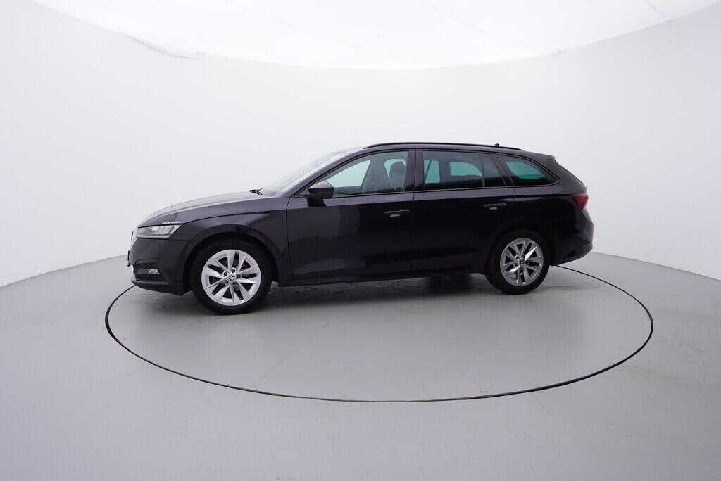 OV190V07262_11.webp_OCTAVIA Style 1.0 TSI 81 kW manuál, DPH