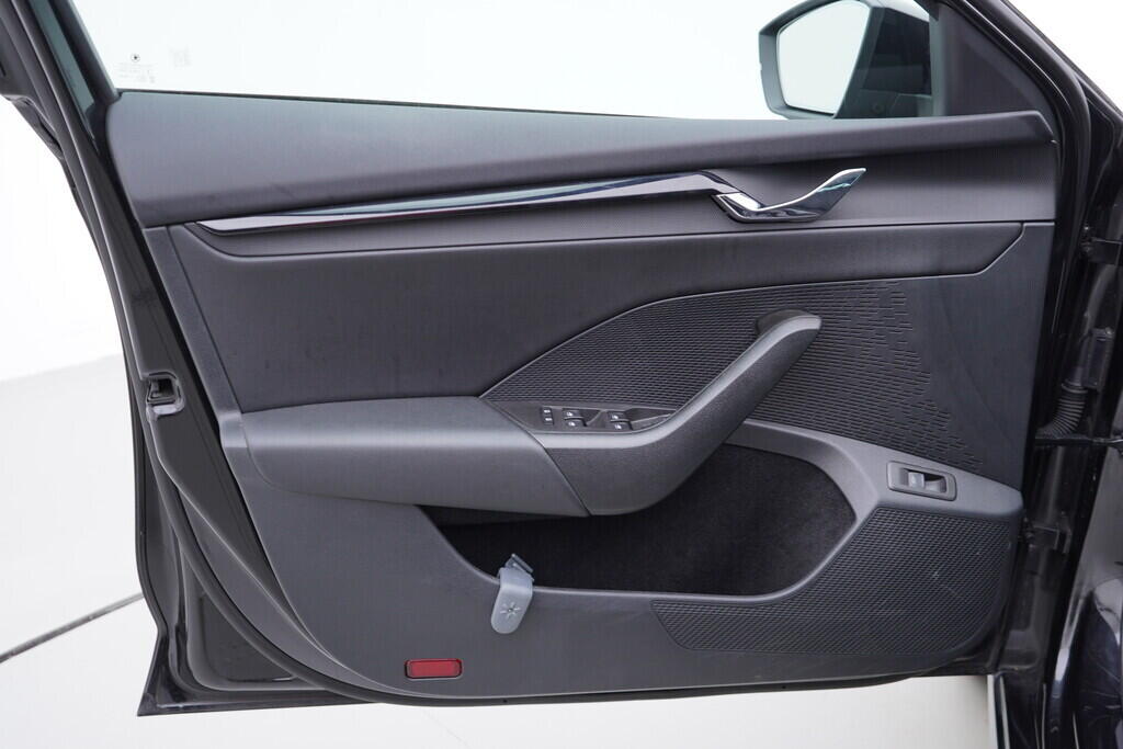 OV190V07262_19.webp_OCTAVIA Style 1.0 TSI 81 kW manuál, DPH