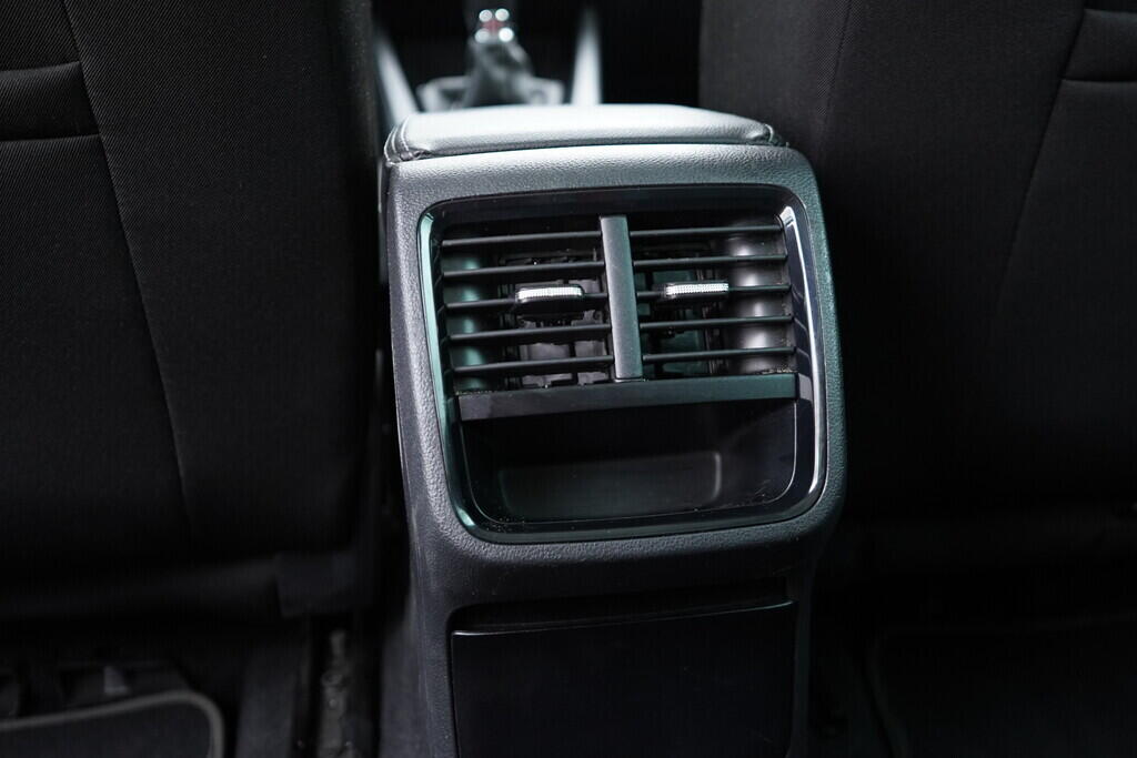 OV190V07262_37.webp_OCTAVIA Style 1.0 TSI 81 kW manuál, DPH