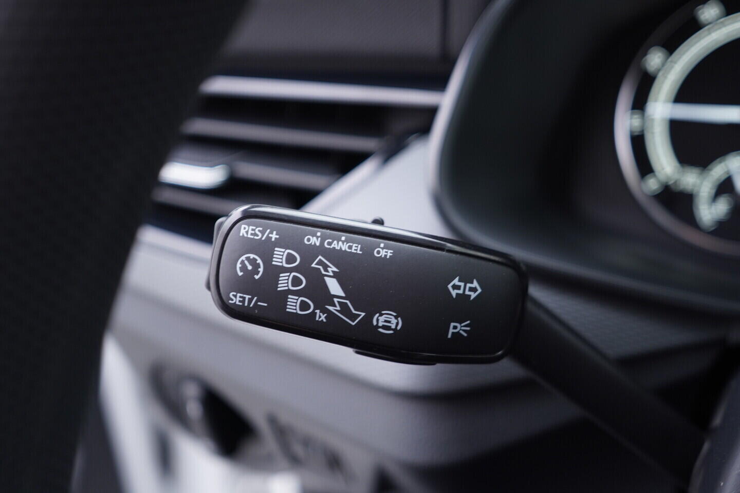 OV190V07309_23.webp_SCALA Ambition 1.5 TSI 110 kW manuál, DPH