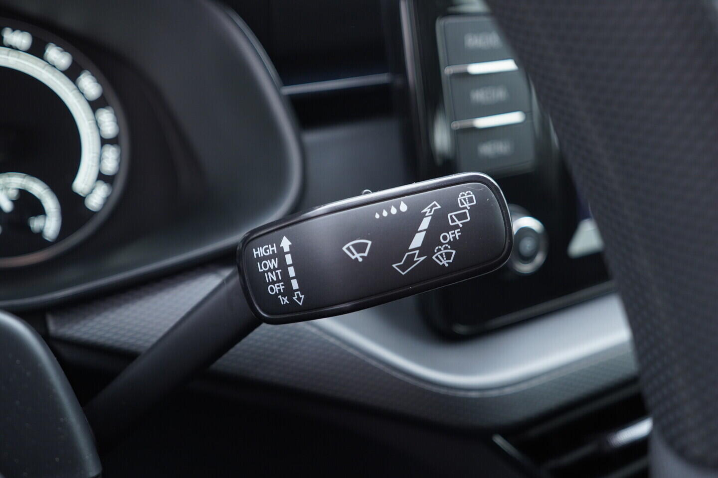 OV190V07309_24.webp_SCALA Ambition 1.5 TSI 110 kW manuál, DPH