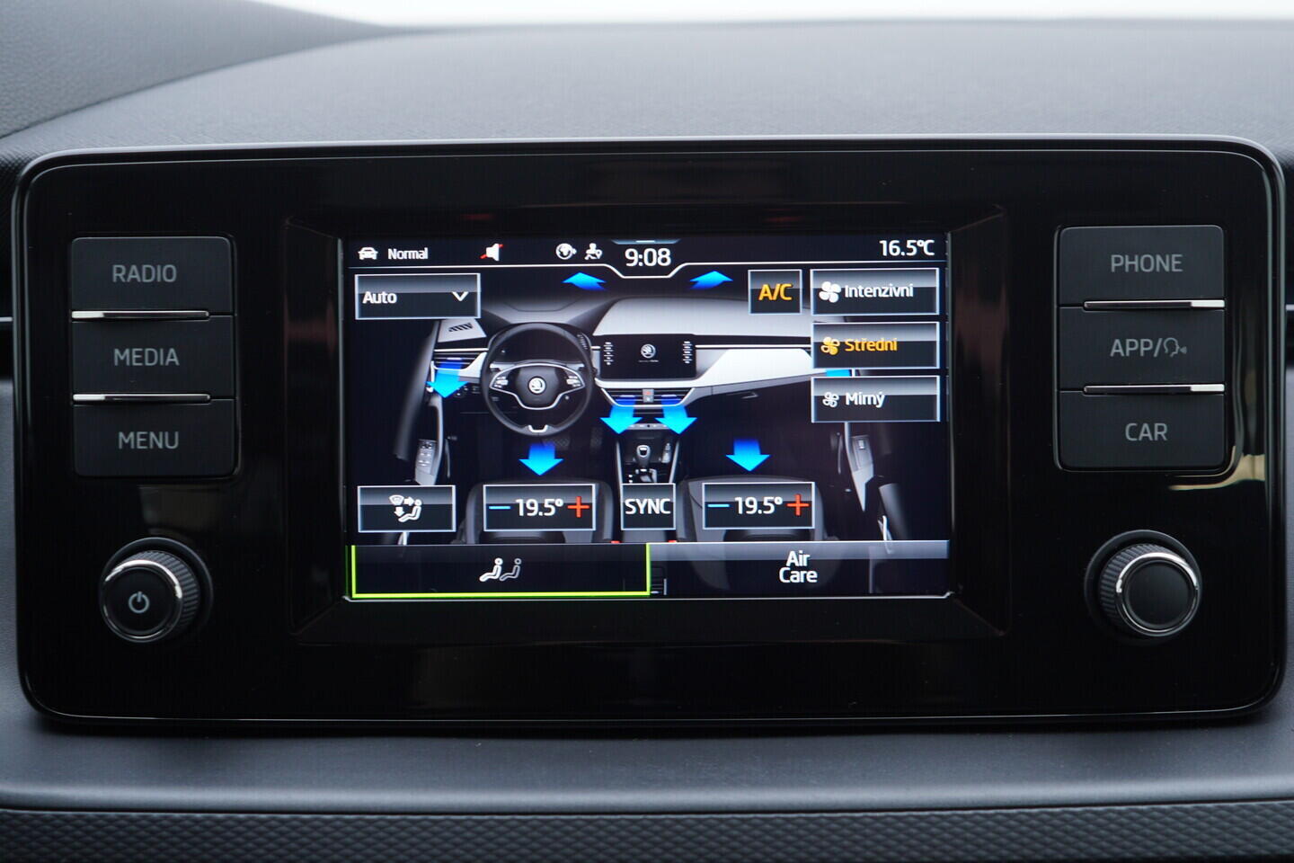 OV190V07309_29.webp_SCALA Ambition 1.5 TSI 110 kW manuál, DPH