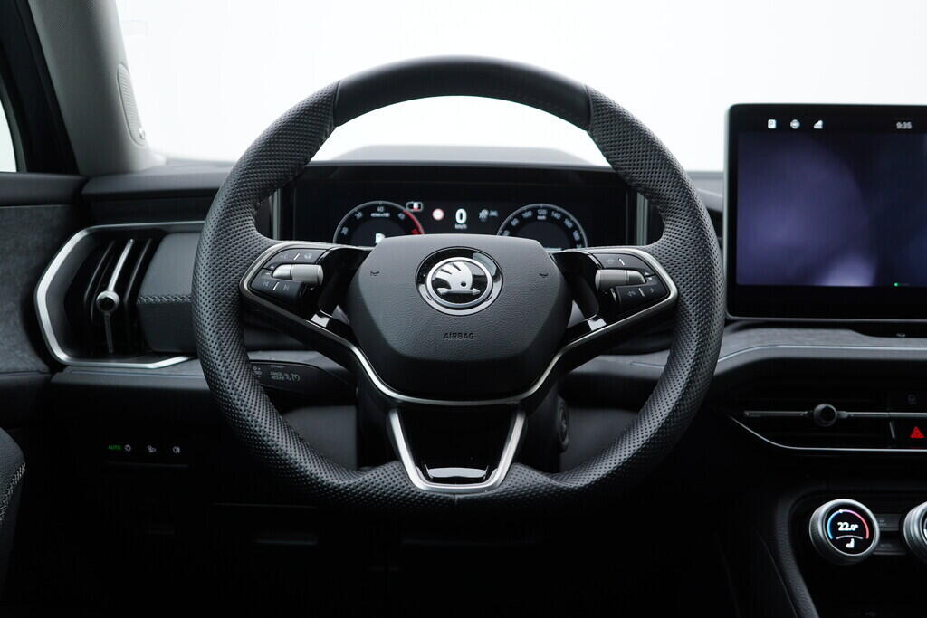 OV190V07318_28.webp_KODIAQ Selection 2.0 TDI 142 kW automat, DPH