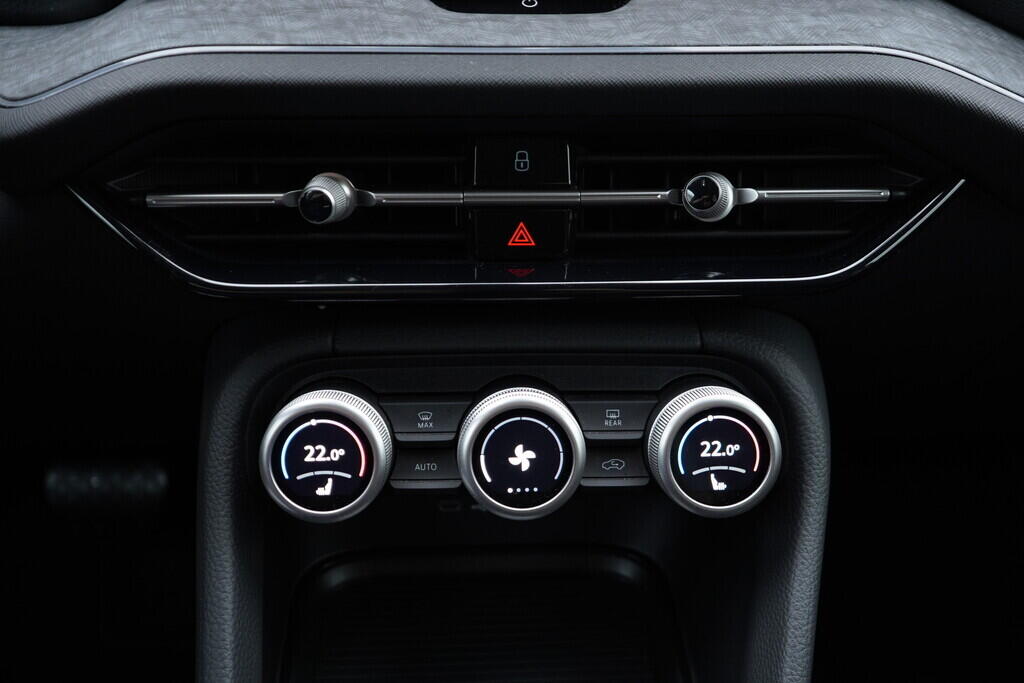 OV190V07318_37.webp_KODIAQ Selection 2.0 TDI 142 kW automat, DPH