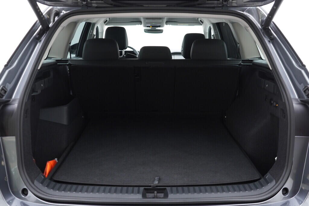 OV190V07318_42.webp_KODIAQ Selection 2.0 TDI 142 kW automat, DPH