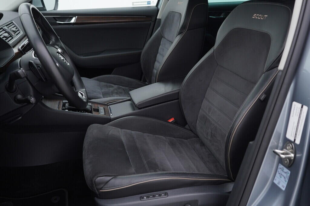 OV190V07322_22.webp_SUPERB Scout 2.0 TDI 147 kW automat, DPH
