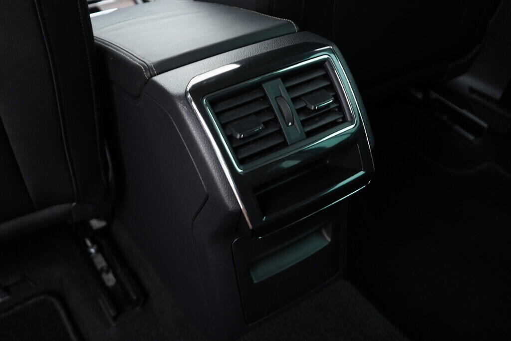 OV190V07322_38.webp_SUPERB Scout 2.0 TDI 147 kW automat, DPH
