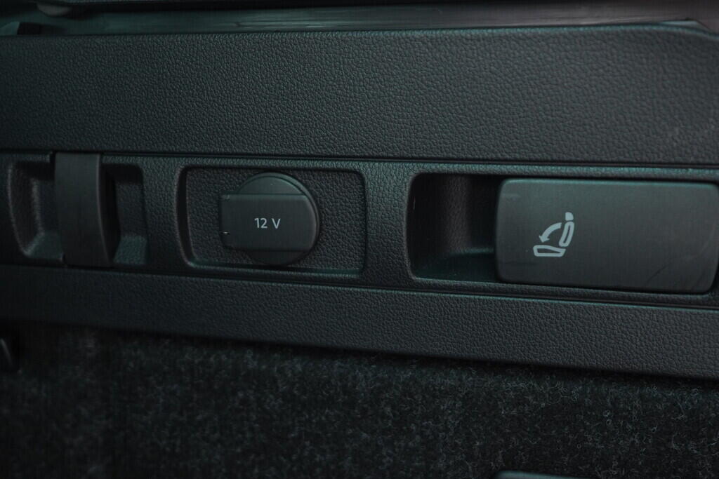 OV190V07322_42.webp_SUPERB Scout 2.0 TDI 147 kW automat, DPH