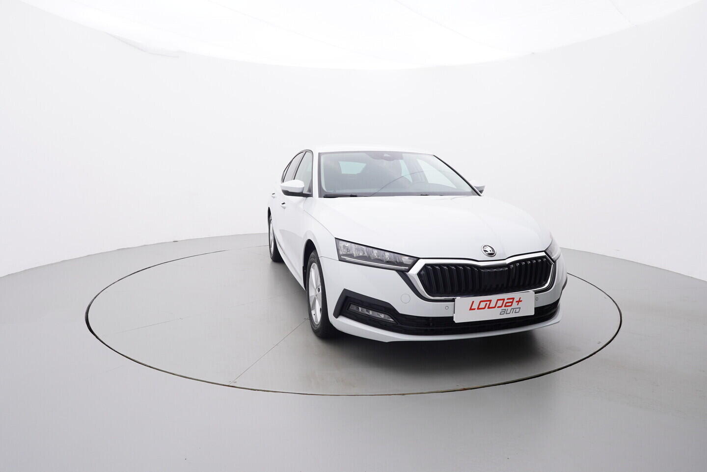 OV190V07329_17.webp_OCTAVIA Ambition Plus 1.5 TSI 110 kW manuál, DPH
