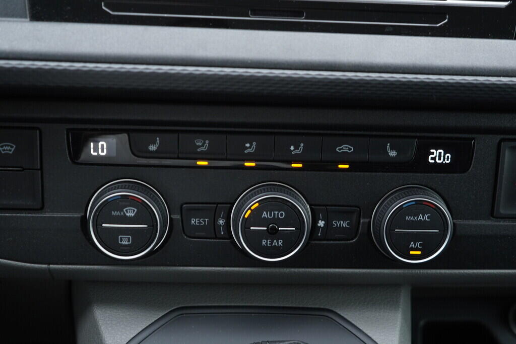 OV190V07350_30.webp_CARAVELLE  2.0 DNA 292827 110 kW automat, DPH