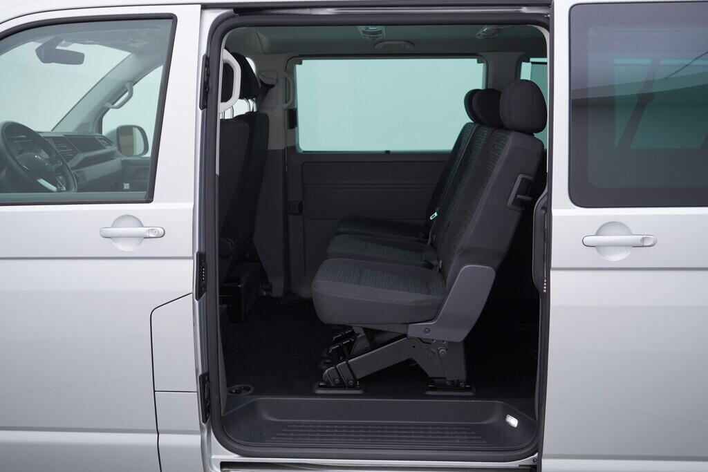 OV190V07350_32.webp_CARAVELLE  2.0 DNA 292827 110 kW automat, DPH