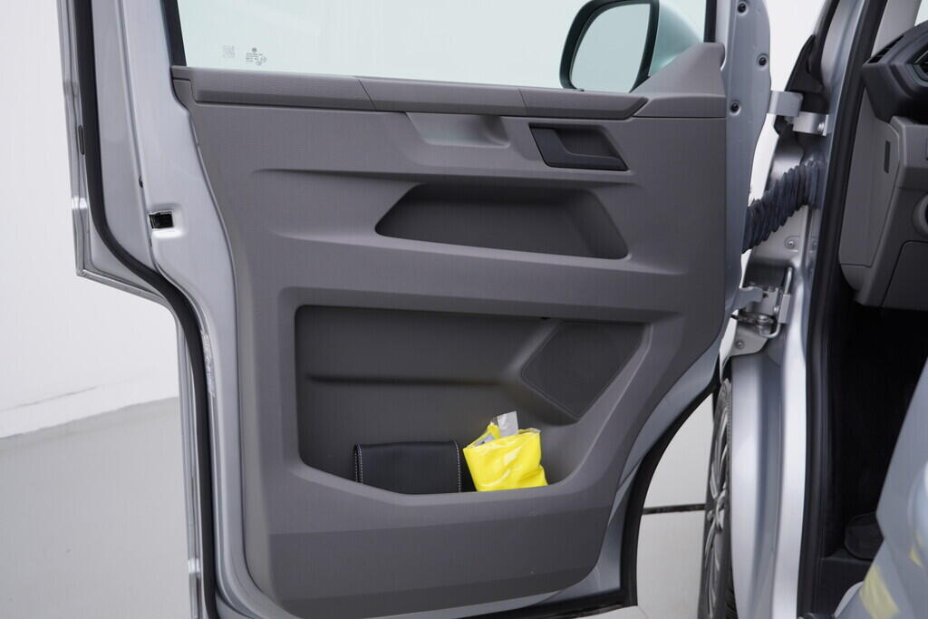 OV190V07351_19.webp_CARAVELLE  2.0 TDI 110 kW automat, DPH