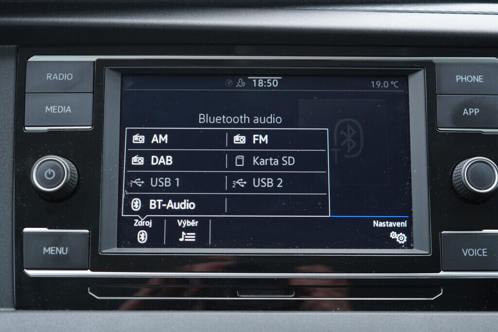 OV190V07351_29.webp_CARAVELLE  2.0 TDI 110 kW automat, DPH