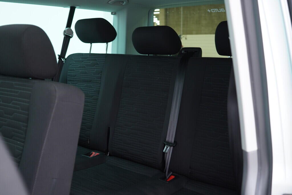 OV190V07351_35.webp_CARAVELLE  2.0 TDI 110 kW automat, DPH