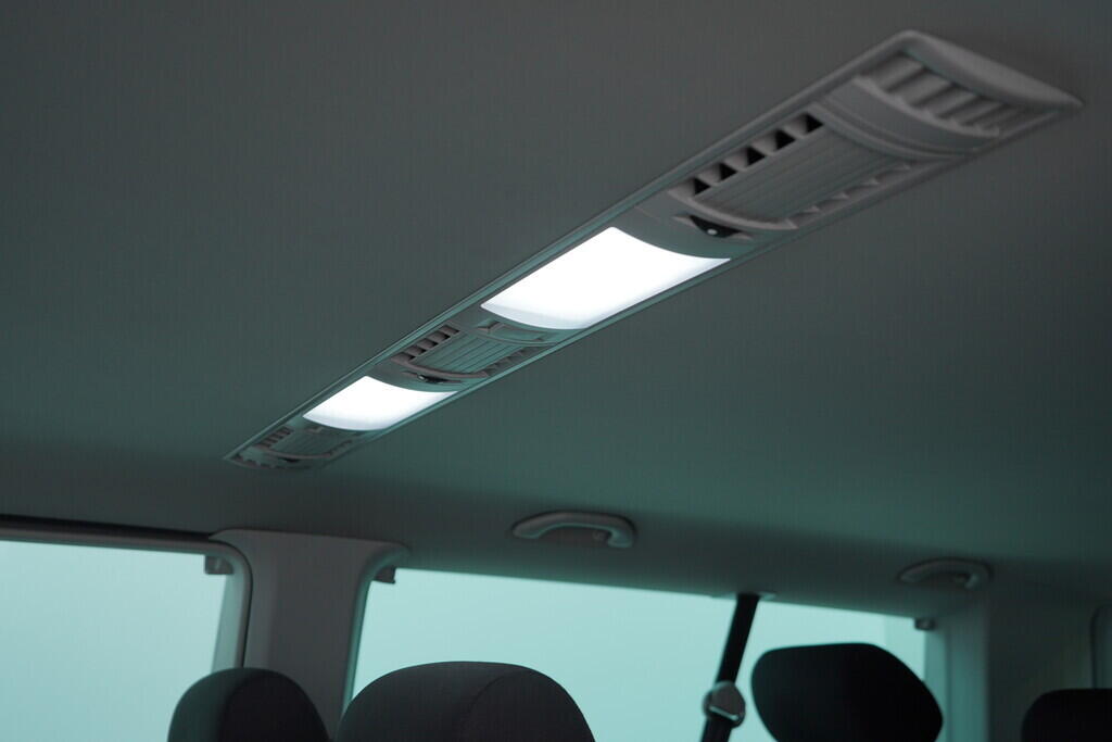 OV190V07351_36.webp_CARAVELLE  2.0 TDI 110 kW automat, DPH