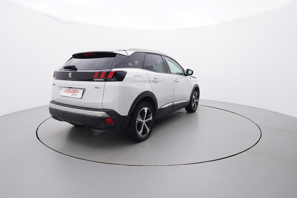 OV190V07361_14.webp_3008 Crossway 1.2  96 kW manuál