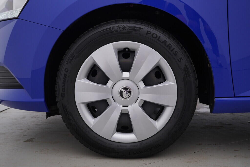 OV190V07379_35.webp_FABIA Active 1.0 TSI 70 kW manuál, DPH