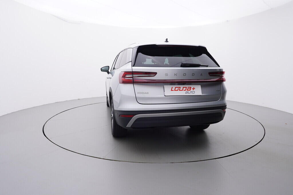 OV190V07383_13.webp_KODIAQ Selection 2.0 TDI 142 kW automat, DPH